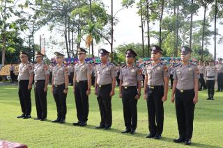 Kapolres Kuansing Pimpin Upacara Kenaikan Pangkat Personil Periode 1 Januari 2024